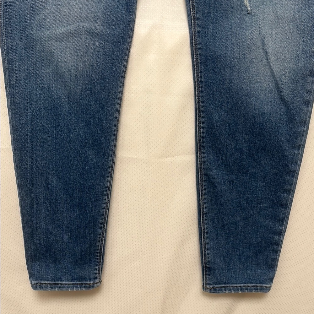 Hudson Jeans Blue Skinny Denim with Distressing - Picture 4 of 10